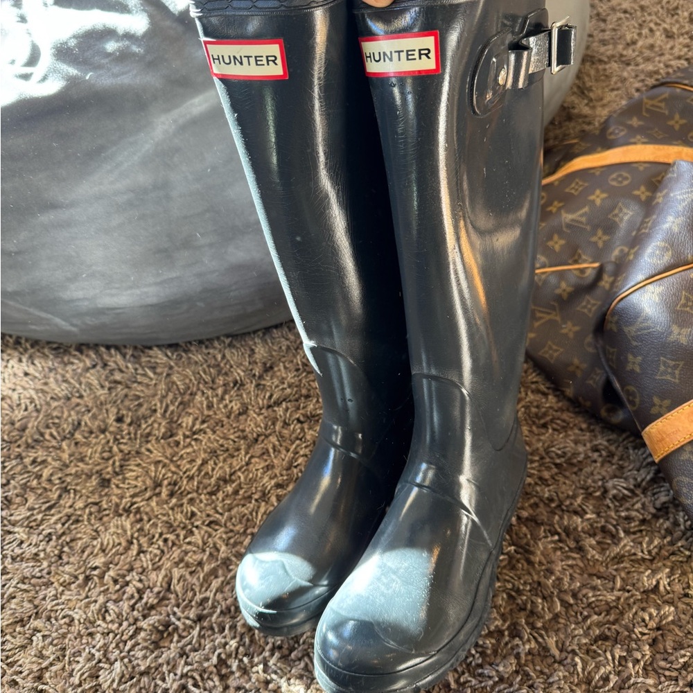Hunter Navy Blue Tall Rain Boots